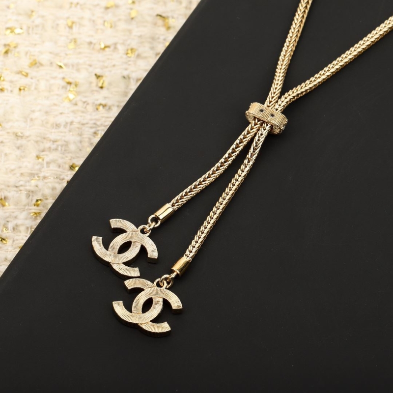 Ch**el necklaces